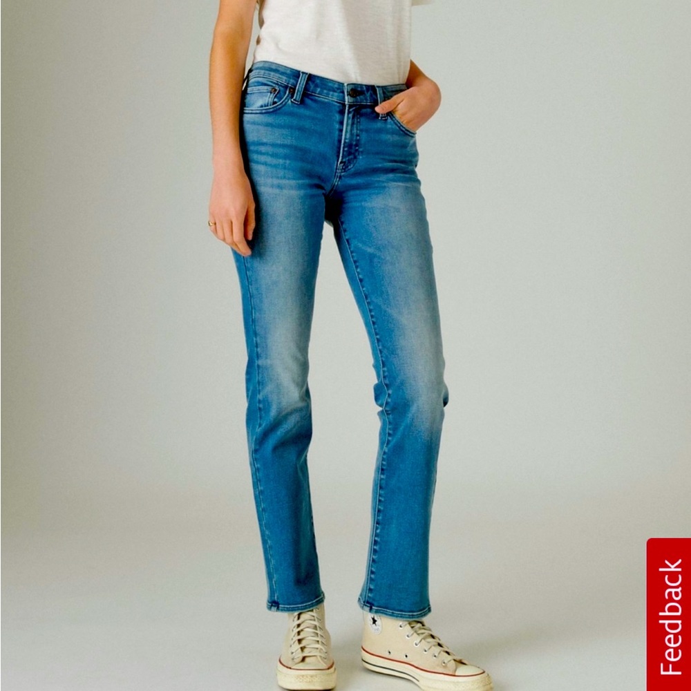 Lucky Jeans Style Sweet n Straight size 4/27 R. Worn, but still look brand new